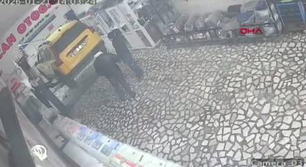 Tekirdağ&rsquo;da korku dolu anlar: Taksinin ara&ccedil; asans&ouml;r&uuml;nden d&uuml;şt&uuml;ğ&uuml; anlar kamerada