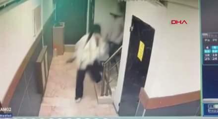 Bayrampaşa&rsquo;da ziynet hırsızlığı: Su&ccedil; makinesi iki kadın yakalandı