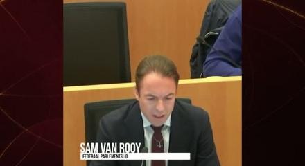 Bel&ccedil;ikalı vekilden k&uuml;stah s&ouml;zler: Kutsalımıza dil uzatma c&uuml;retinde bulundu