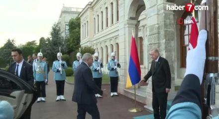 Paşinyan, Ermenistan'ın enerji sistemini T&uuml;rkiye ve Azerbaycan ile birleştirmek istiyor