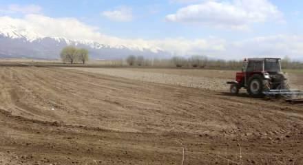 &Ccedil;ift&ccedil;iler kollarını sıvadı: Trakt&ouml;r sayısında ciddi artış!