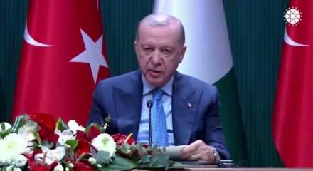 Cumhurbaşkanı Erdoğan: 5 milyar dolar ticaret hacmi hedefimize bağlılığımızı teyit ettik