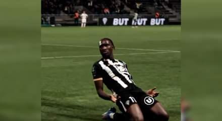 Fenerbah&ccedil;e 19 yaşındaki forveti T&uuml;rkiye'ye getirecek: Anlaşma sağlandı