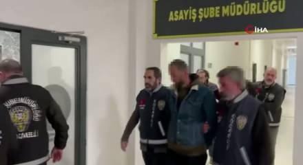 Kıskan&ccedil;lık iddiası kanla bitti: Siparişi getiren kuryeyi &ouml;ld&uuml;rd&uuml;! Paranın &uuml;st&uuml;nde &ccedil;irkin not