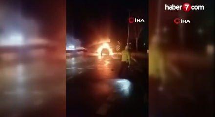  Maltepe'de seyir halindeki otomobil alev alev yandı