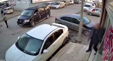 Mardin'de 1 kişinin &ouml;ld&uuml;ğ&uuml; kanlı &ccedil;atışmanın g&ouml;r&uuml;nt&uuml;leri ortaya &ccedil;ıktı
