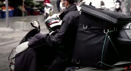 Milyonlarca kuryeyi etkileyen karar: Yaş sınırı g&uuml;ncellendi