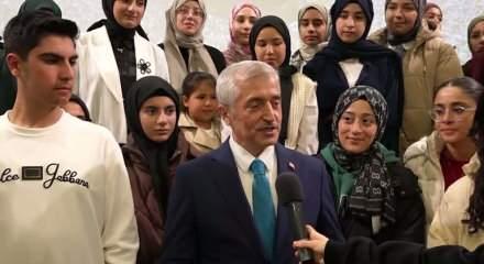 Şahinbey Belediye Başkanı Mehmet Tahmazoğlu K&acirc;be kokulu gen&ccedil;lerle buluştu