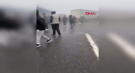 Gaziantep - Şanlıurfa otoyolunda zincirleme kaza; &ouml;l&uuml; ve yaralılar var