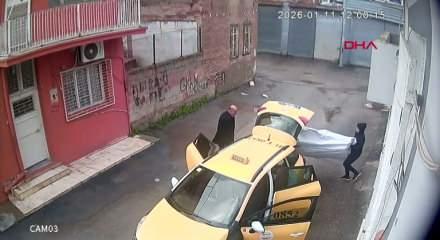 Tavanda delik a&ccedil;ıp girdikleri depodan 148 bisiklet &ccedil;alan kardeşler, birbirini su&ccedil;ladı