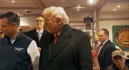 Trump'tan 'Irak' a&ccedil;ıklaması: Tekrar olmasına izin verilmemelidir