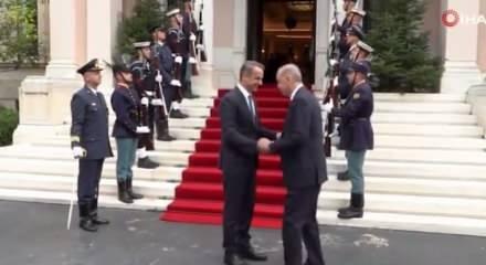 Yunanistan Başbakanı Mi&ccedil;otakis "T&uuml;rkiye ile en b&uuml;y&uuml;k sorunumuz" s&ouml;zleri g&uuml;ndem oldu