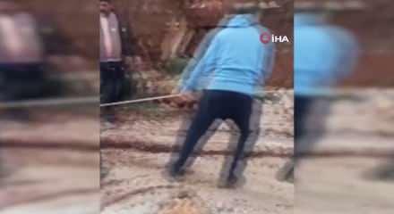 Antalya'da faciadan d&ouml;n&uuml;ld&uuml;: Finlandiyalı s&uuml;r&uuml;c&uuml; benzinliğe daldı