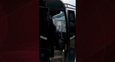 Bakan Murat Kurum Hatay'daki değişimi anlatan minib&uuml;s&ccedil;&uuml; esnafının videosunu paylaştı