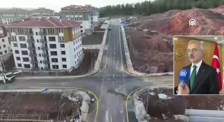 Bakan Uraloğlu deprem b&ouml;lgesine yapılan ulaştırma yatırımlarını a&ccedil;ıkladı