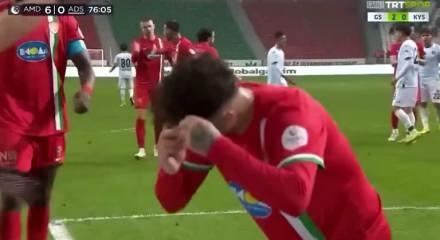 &Ccedil;ekdar Orhan'dan olay gol sevinci! Sa&ccedil;larını &ouml;rd&uuml;, g&ouml;zler TFF'ye &ccedil;evrildi