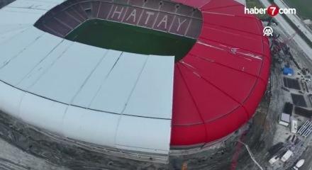 Depremde tahrip olan Hatay Stadı i&ccedil;in tarih verildi