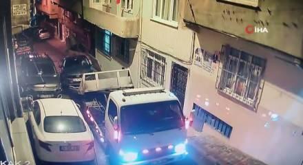 Esenler'de freni boşalan &ccedil;ekici 13 aracı bi&ccedil;ti