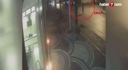 Gece yarısı gelen acı haber: Hafif ticari aracın &ccedil;arptığı yaya hayatını kaybetti