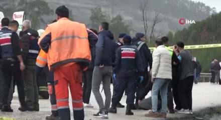 Kayganlaşan yolda kayan tır y&uuml;rekleri ağza getirdi!