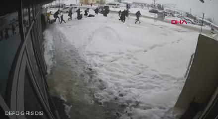 Malatya'da depremin yeni g&ouml;r&uuml;nt&uuml;leri ortaya &ccedil;ıktı