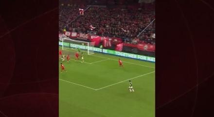 Fenerbah&ccedil;e, Talisca ile 2 yıllık yeni s&ouml;zleşme yapıldı