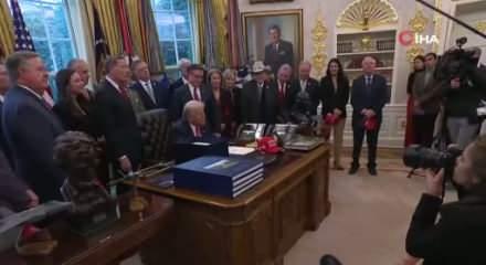  Trump: İran m&uuml;zakere etmek istiyor, aktif olarak g&ouml;r&uuml;ş&uuml;yoruz