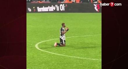 Beşiktaş'ın yeni transferi Emmanuel Agbadou atmosfere hayran kaldı