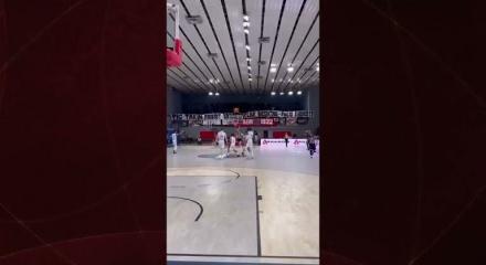 Yunan taraftarlardan Beşiktaş ma&ccedil;ında skandal pankart