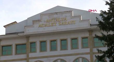 Antalya'da g&uuml;venlik g&ouml;revlisi adliyede &ouml;l&uuml; bulundu