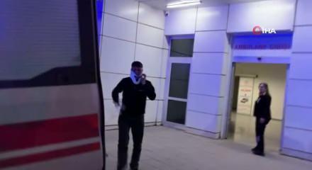 Gaspa uğrayan gen&ccedil;ler gazetecilere saldırdı