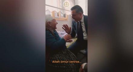 İ&ccedil;işleri Bakanı &Ccedil;ift&ccedil;i'nin Asiye nineyle duygulandıran Umre anısı