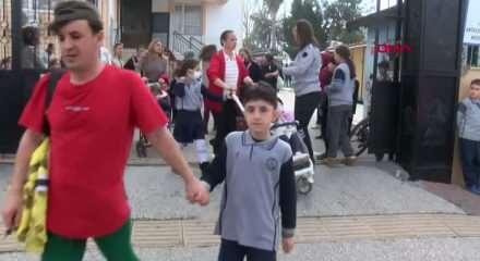 İlkokulda yangın &ccedil;ıktı; &ouml;ğrenciler tahliye edildi