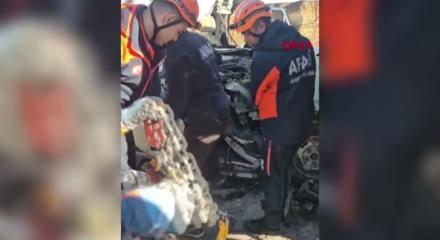 Kayseri'de okul servisinin tırla &ccedil;arpıştığı kazada 1 kişi &ouml;ld&uuml;, 6'sı &ouml;ğrenci 7 kişi yaralandı