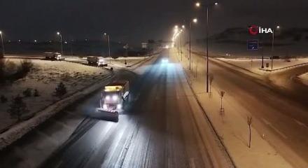 Kayseri'nin Sarız il&ccedil;esinde eğitime kar engeli