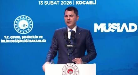 Bakana Murat Kurum'dan &Ouml;zg&uuml;r &Ouml;zel'e sert tepki! "&Ccedil;&ouml;p kutusu g&ouml;ndermekle &ouml;v&uuml;n&uuml;yorlar"