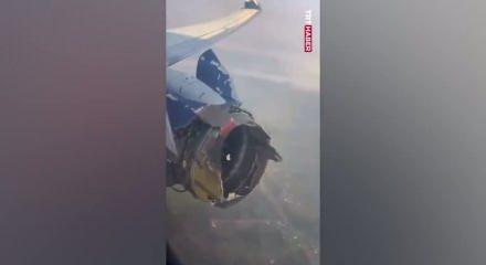 Nijerya&rsquo;da u&ccedil;ak havadayken motoru par&ccedil;alandı! 80 kişi &ouml;l&uuml;mden d&ouml;nd&uuml;