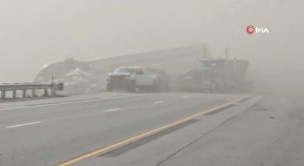 ABD&rsquo;de kum fırtınası zincirleme kazaya yol a&ccedil;tı: 4 &ouml;l&uuml;, 29 yaralı