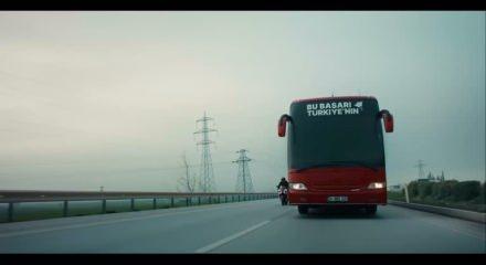 Bakan Kurum, Asrın İnşa Seferberliği'ni konu alan "Bu Başarı T&uuml;rkiye'nin" adlı filmi paylaştı