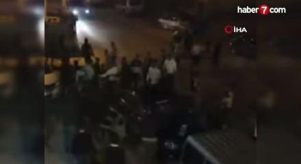  Gaziantep'te kan donduran g&ouml;r&uuml;nt&uuml;ler: Aracıyla kavga edenleri ezdi