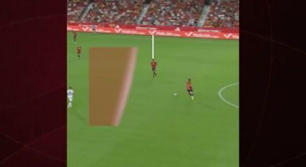 Hansi Flick: Takımda tek oru&ccedil; tutan isim Lamine Yamal