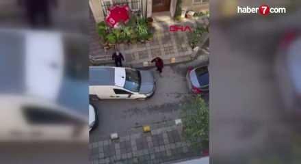 Kadık&ouml;y&rsquo;de park yeri kavgası; 'Burası benim evimin &ouml;n&uuml;'