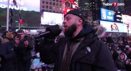 New York'un &uuml;nl&uuml; Times Meydanı'nda iftar programı d&uuml;zenlendi