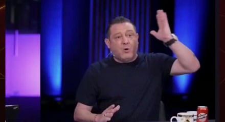 Nihat Kahveci Galatasaray'ın galibiyetimest oldu, Barış Alper'i yere g&ouml;ğe sığdıramadı: "Seni g&ouml;reyim ayağını &ouml;perim"