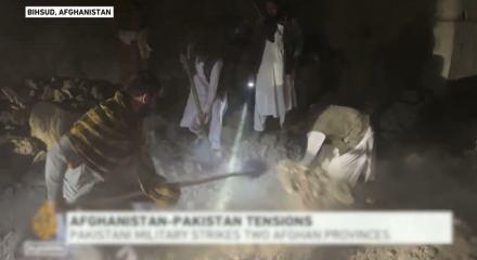 Pakistan ile Afganistan arasında karşılıklı saldırılar yeniden başladı