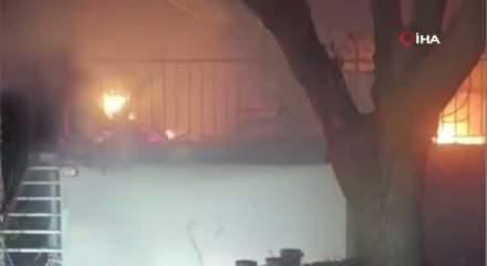 Prefabrik evde &ccedil;ıkan yangında karı-koca hayatını kaybetti