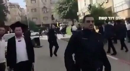 Haredi Yahudileri İsrail'i karıştırdı: Kadın askerlere saldırı sonrası ayaklanma &ccedil;ıktı