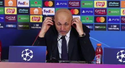 Spalletti&rsquo;ye zor soru: T&uuml;rk gazeteci sonrası salonda buz gibi hava