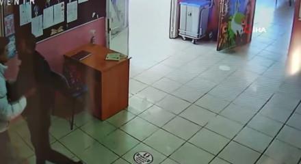 İki okul m&uuml;d&uuml;r&uuml;ne yumruklu saldırı kamerada