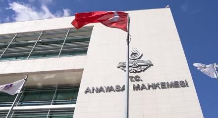 AYM Başkanı: Anayasa Mahkemesi kararlarının bağlayıcıdır